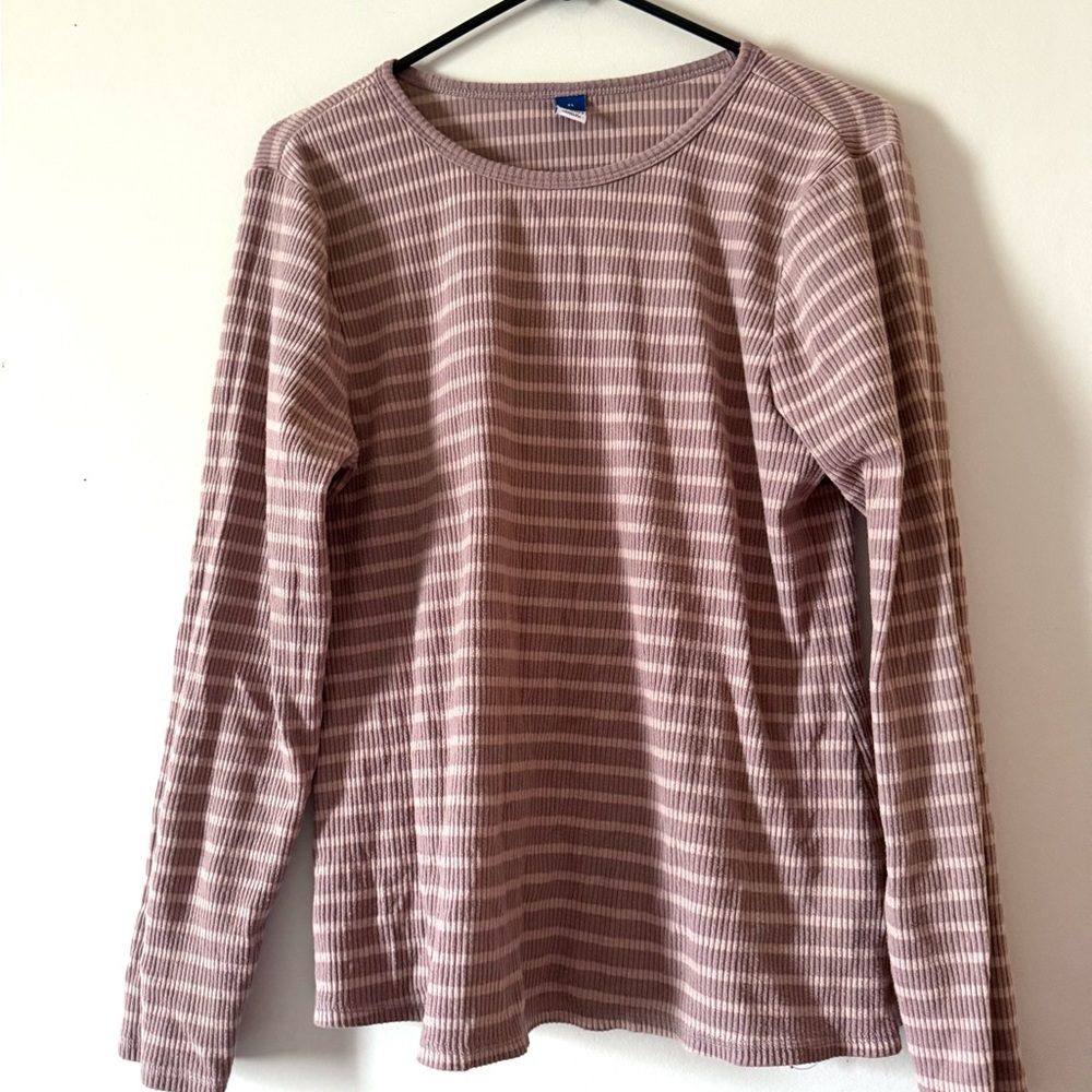 Old navy taupe striped long sleeve plush top